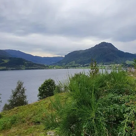 Apartment Sandeidfjorden