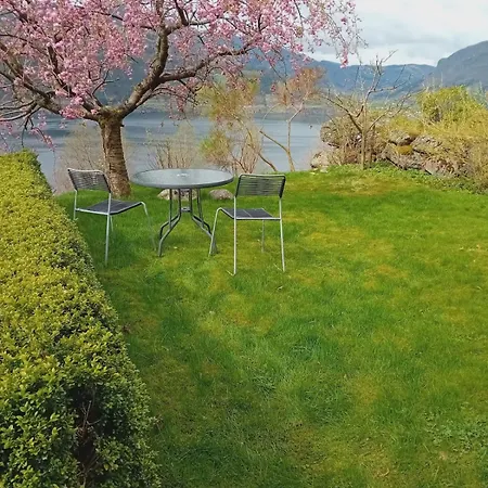 Sandeidfjorden 公寓 Sandeid